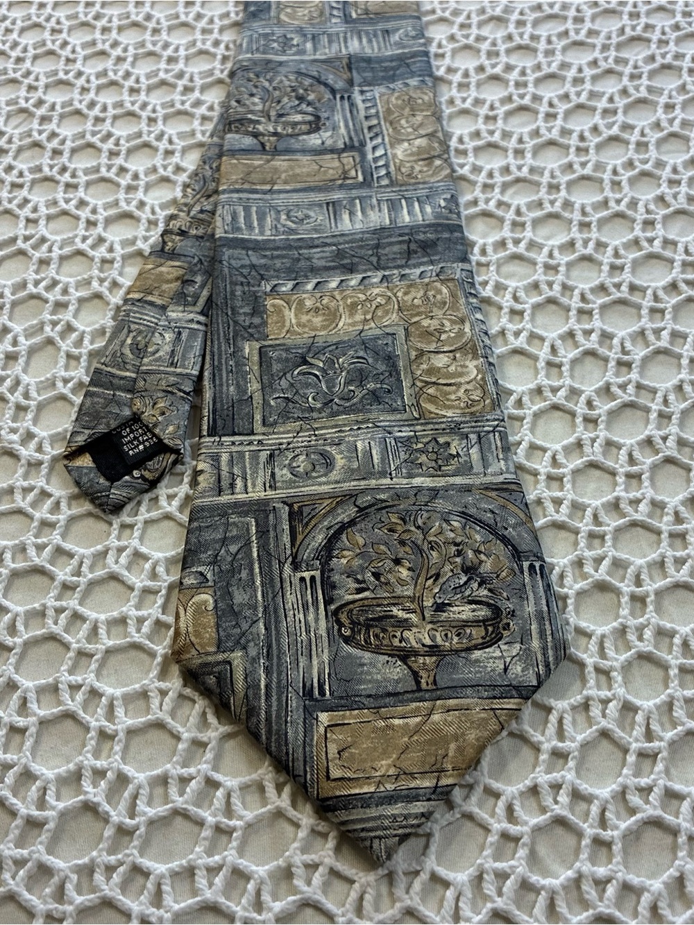 Stafford Men's Gray & Gold Abstract Silk Tie, Pointed Style, One Size